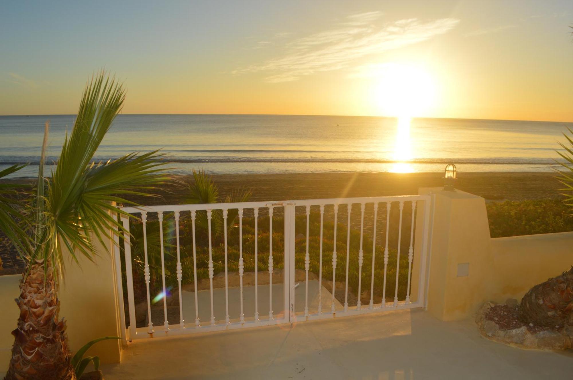 Espectacular Apartamento A Pie De Playa En Chalet Roquetes Аликанте Экстерьер фото